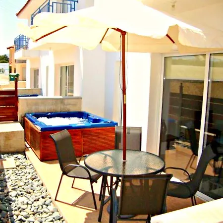 1 Bedroom - Private Heated Jacuzzi - Large Communal Pool Argaka