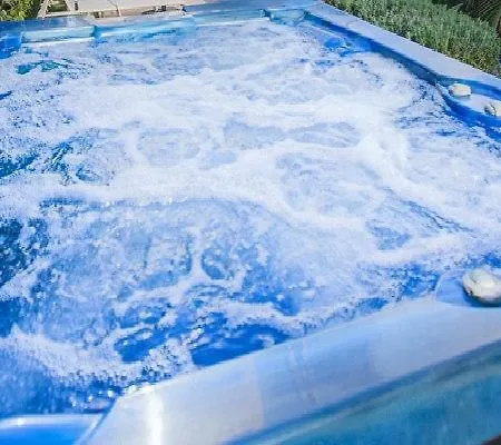 1 Bedroom - Private Heated Jacuzzi - Large Communal Pool * Argaka